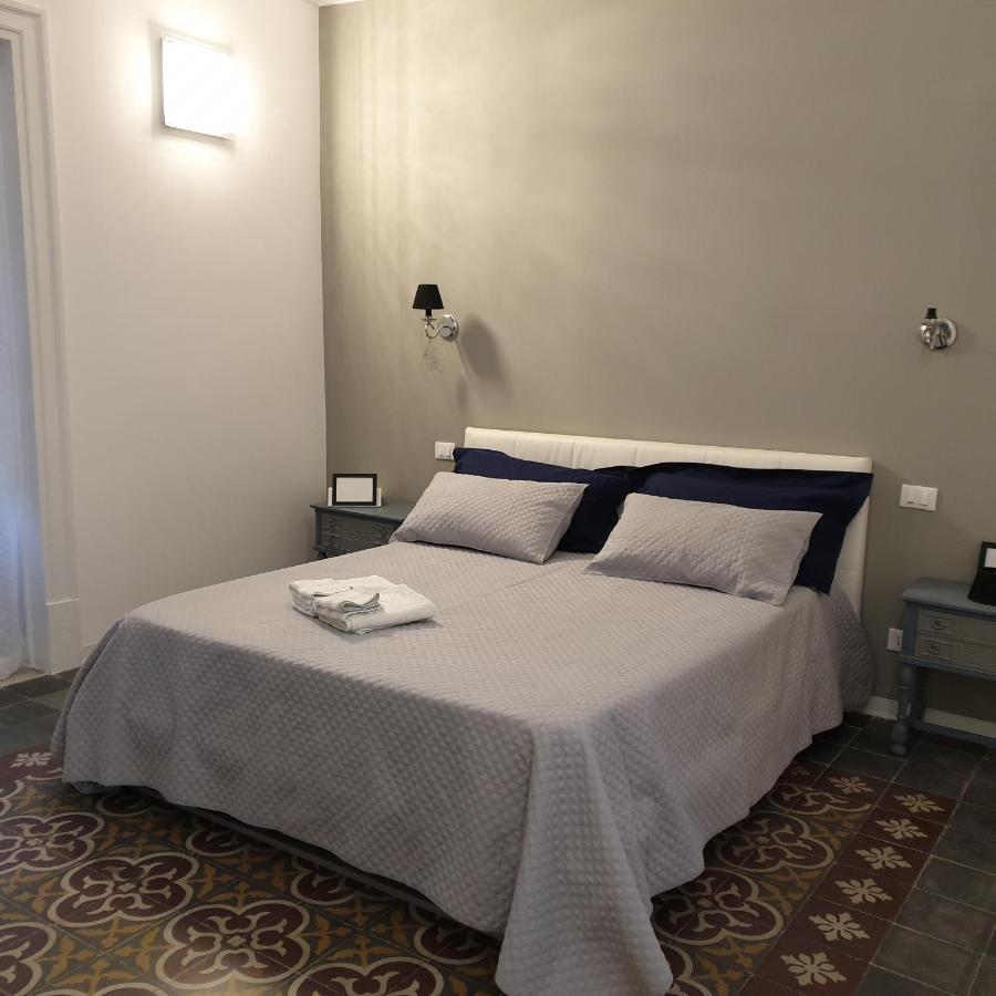 Opera Prima 28 Hotell Palermo Exteriör bild