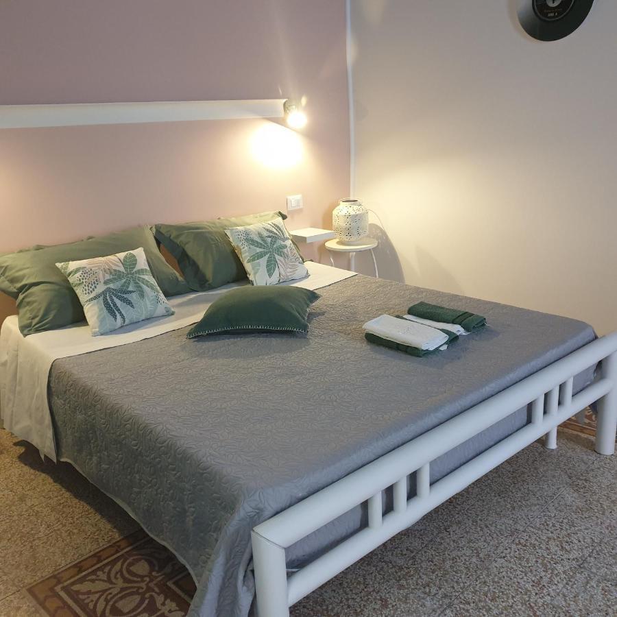 Opera Prima 28 Hotell Palermo Exteriör bild